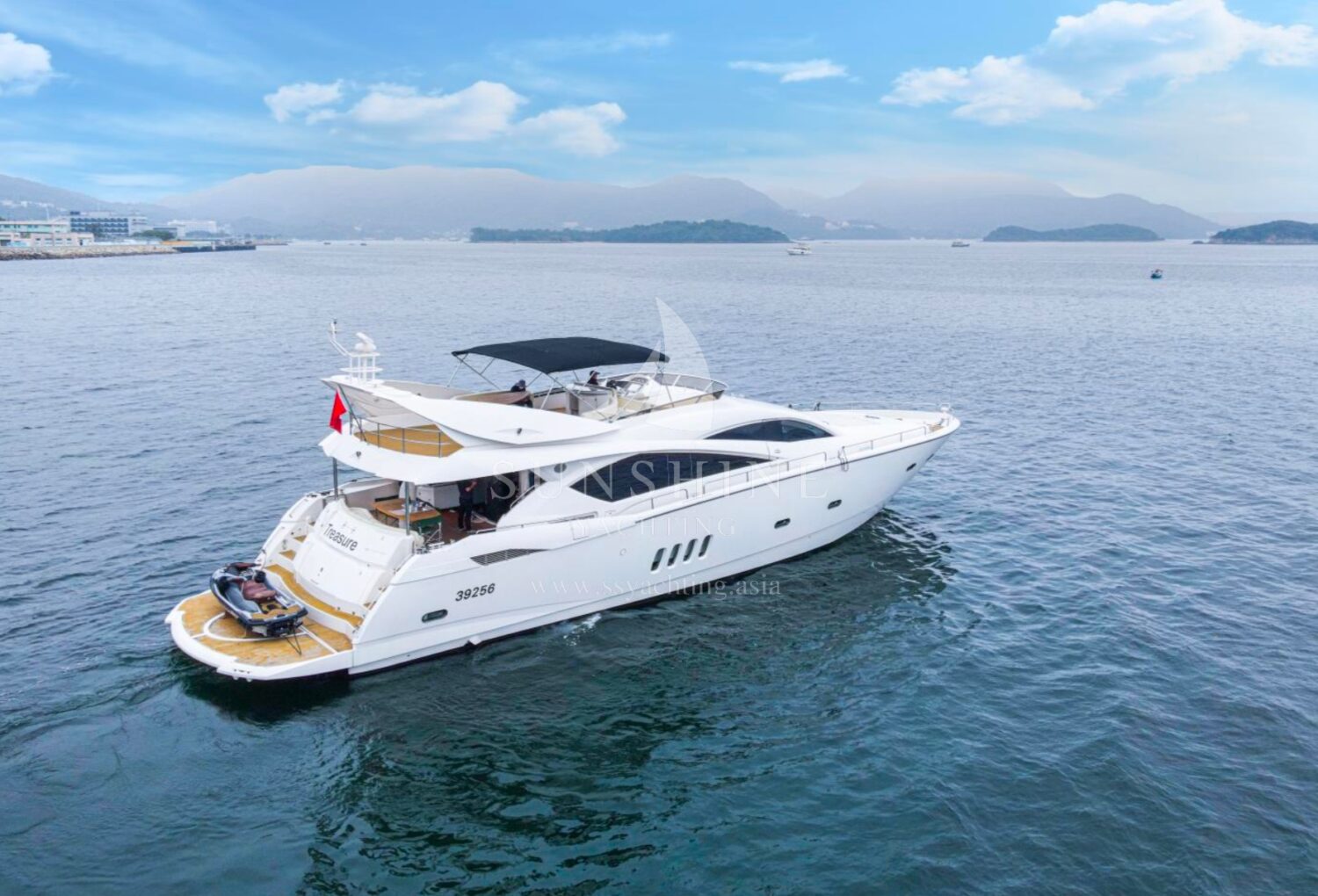 Sunseeker 85 Sunshine Yachting hong-kong-dollars-hkd-stock-afbeelding-image-of-bank-120832727